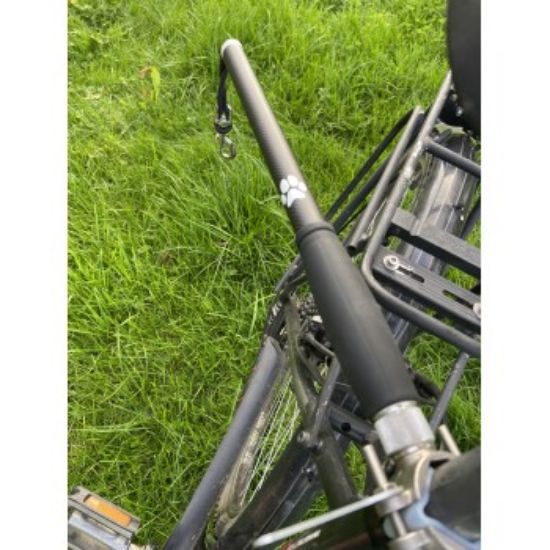 PfotenWunder® Freihandleine Fahrrad für Hunde + 1 elastische Leine & 1 Trainingsbuch, extra dicke 6mm-Leine | Abstandhalter Fahrradhalter aus hochwertige Karbonfasern mit Stoßdämpfern (PfotenWunder®)